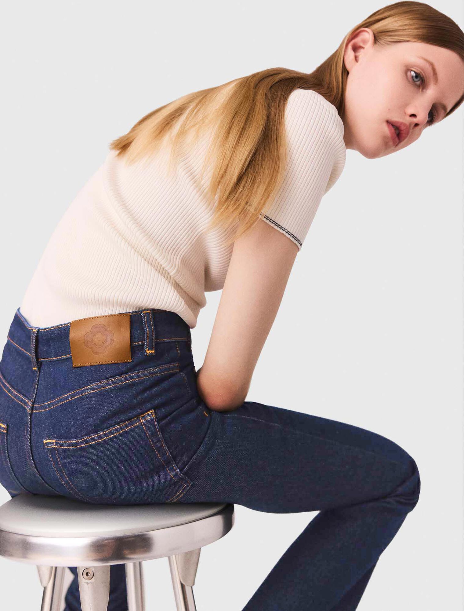 Jeans in denim con tasche