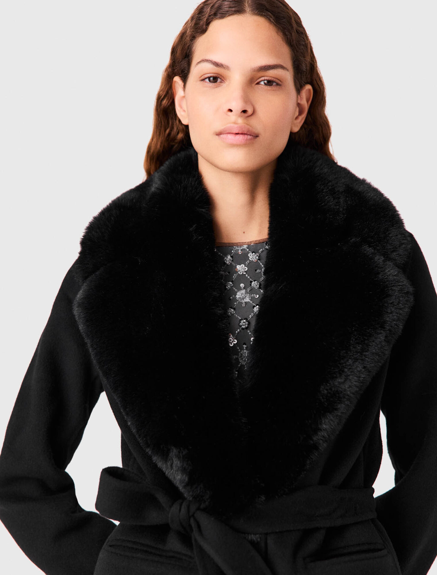 Cappotto lungo collo ecopelliccia