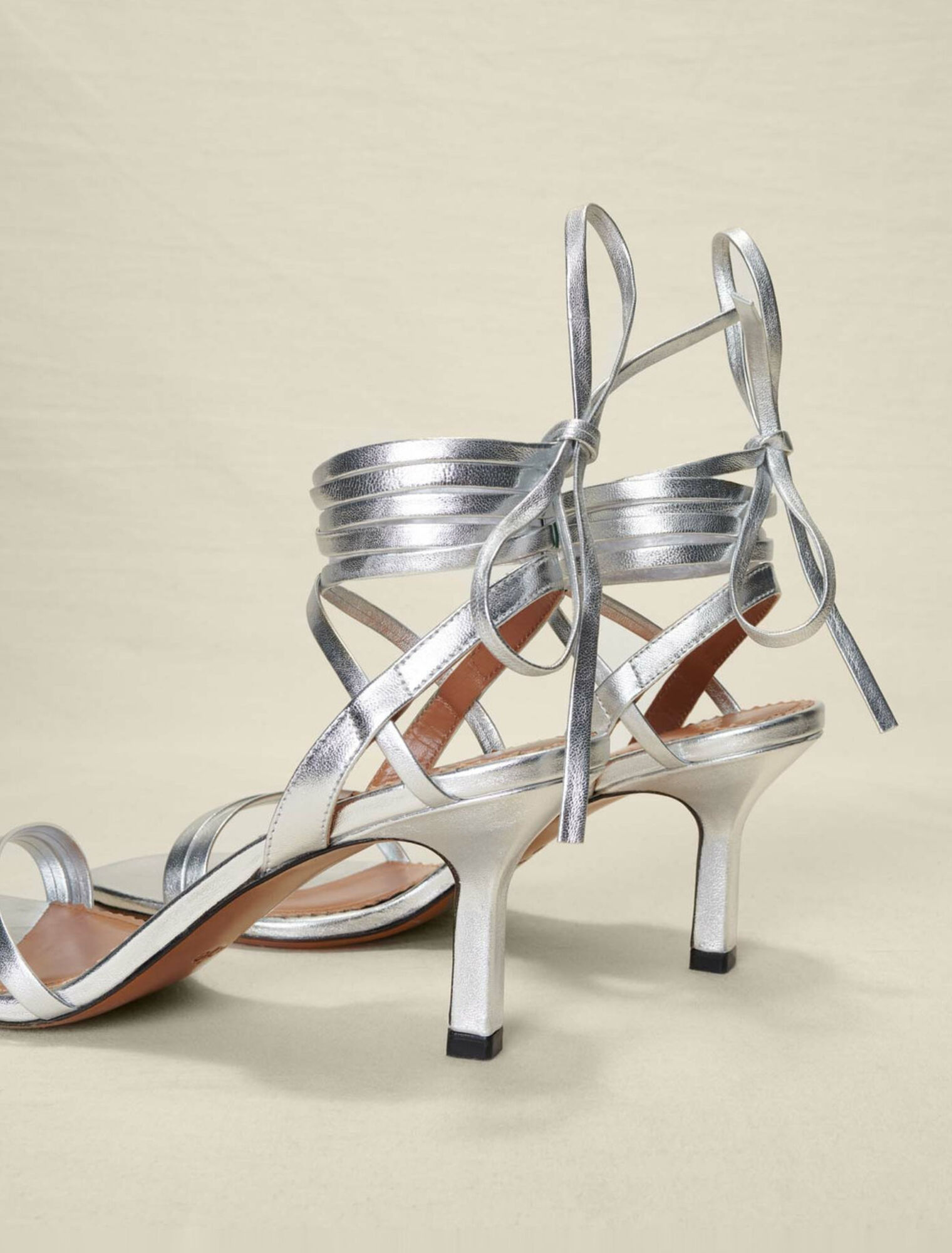 Sandali stringati in pelle argentata