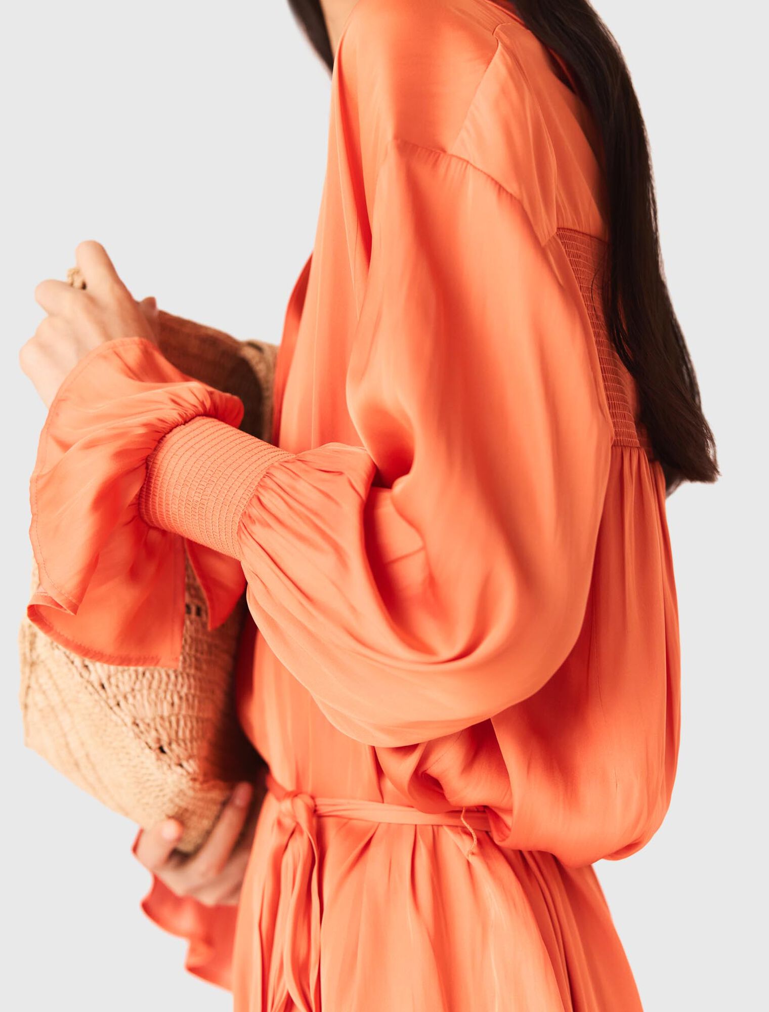 Vestito corto satinato