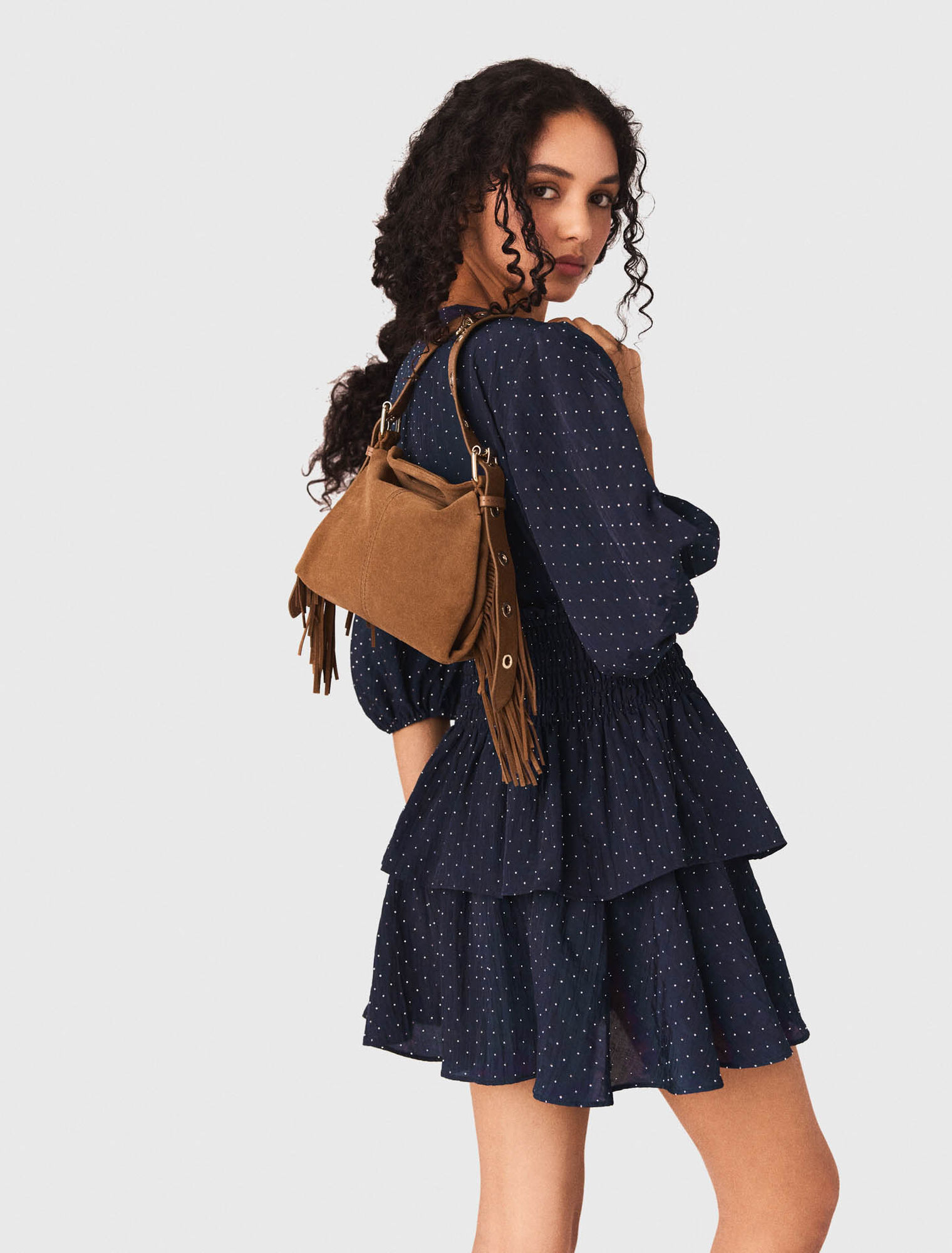 Abito con volant e strass