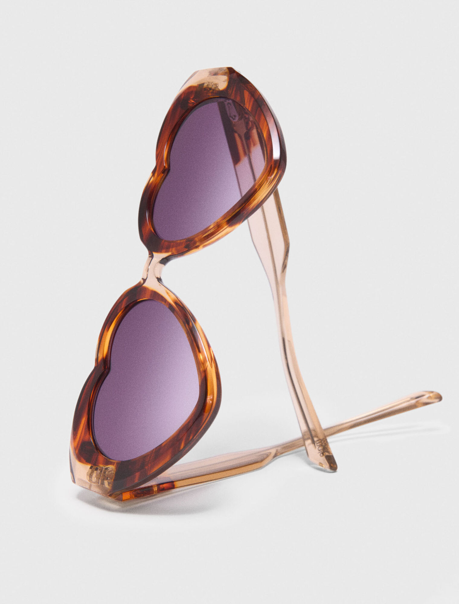 Occhiali da sole a cuore