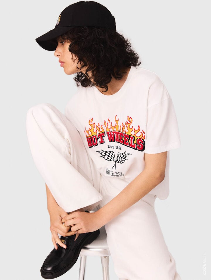 T-shirt con ricamo
