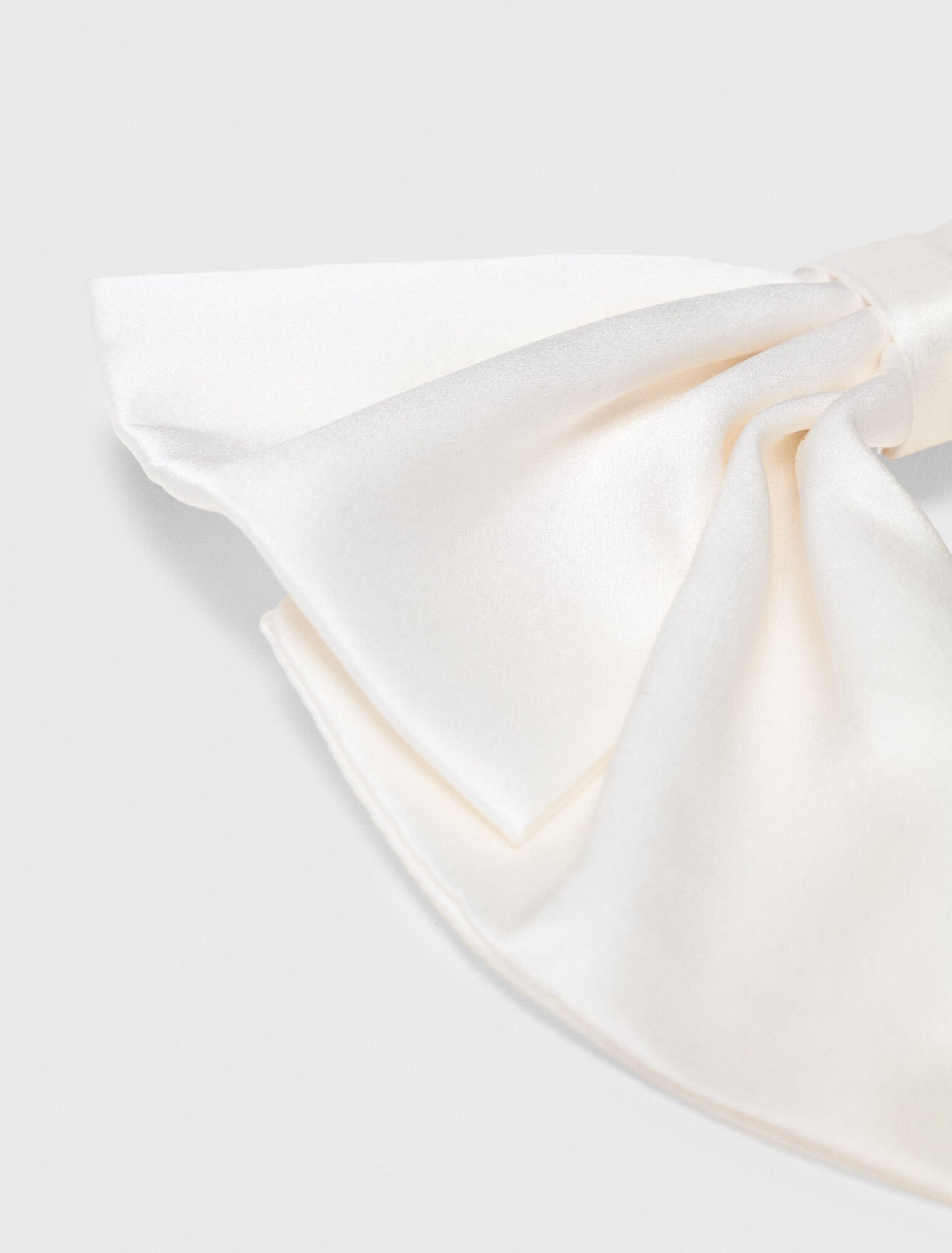 Fermaglio con fiocco in raso