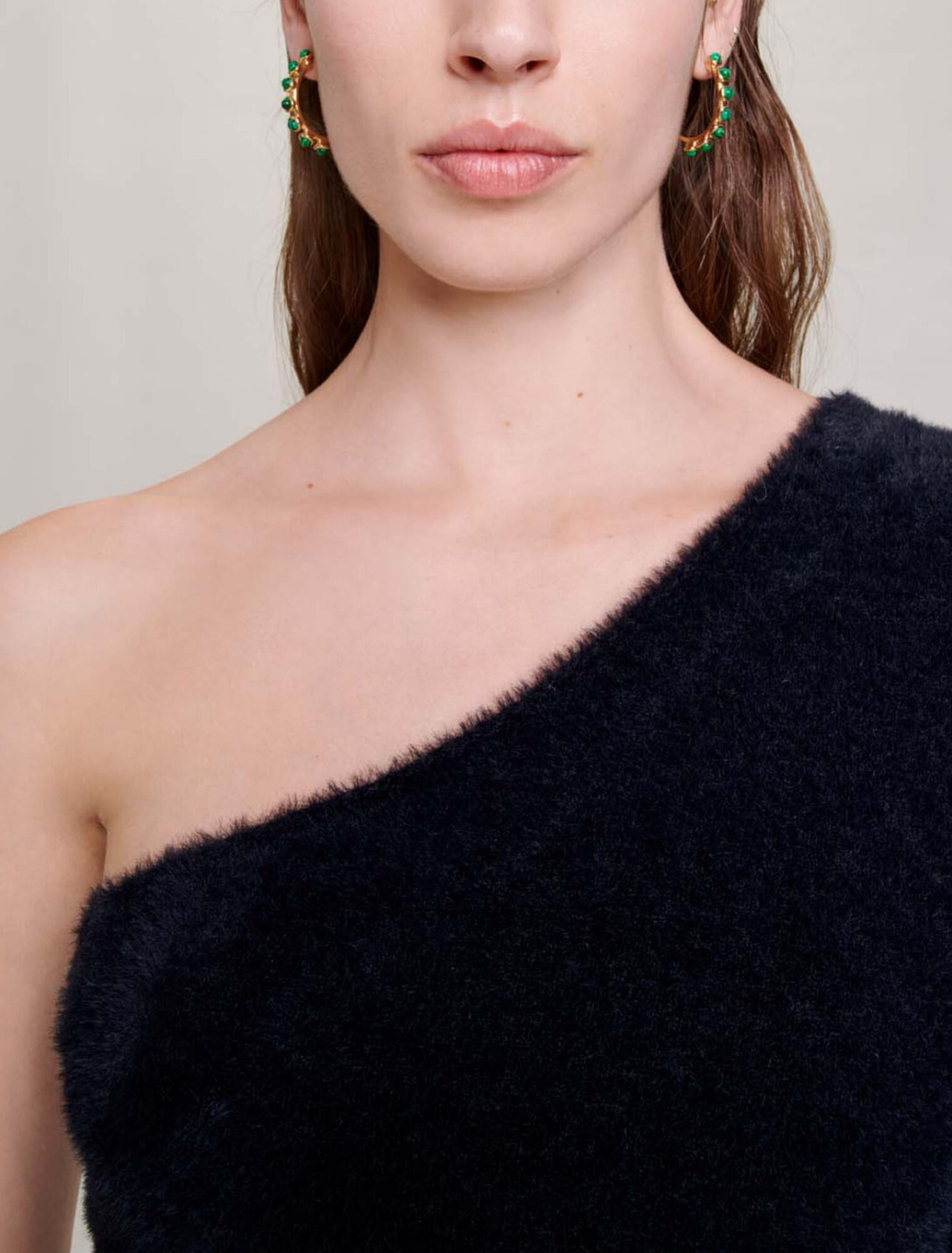 Maglione asimmetrico