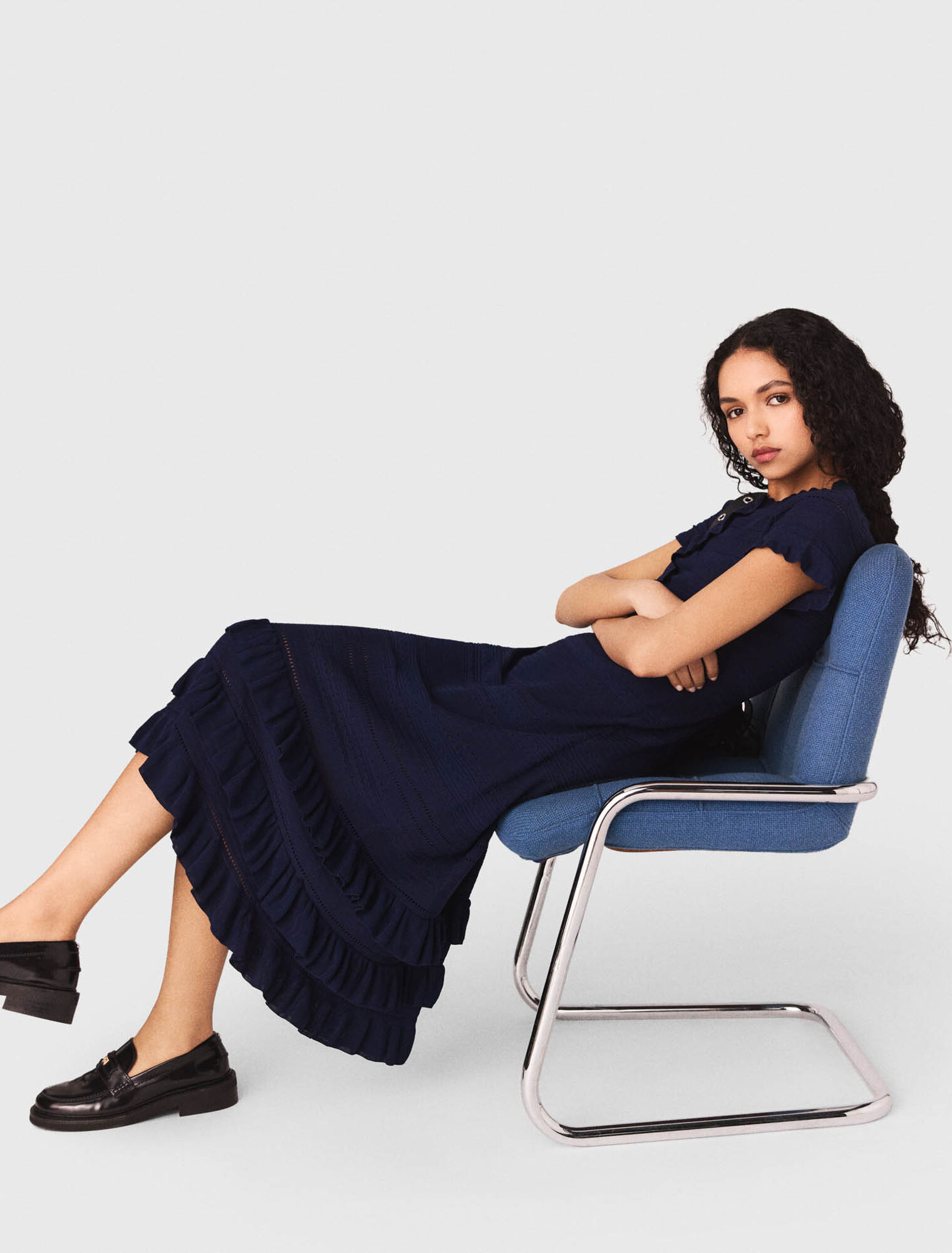 Abito lungo in maglia con volant