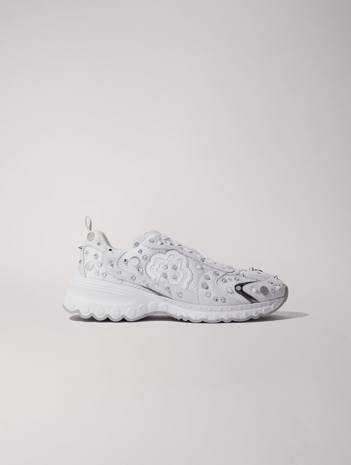 Sneaker M con borchie