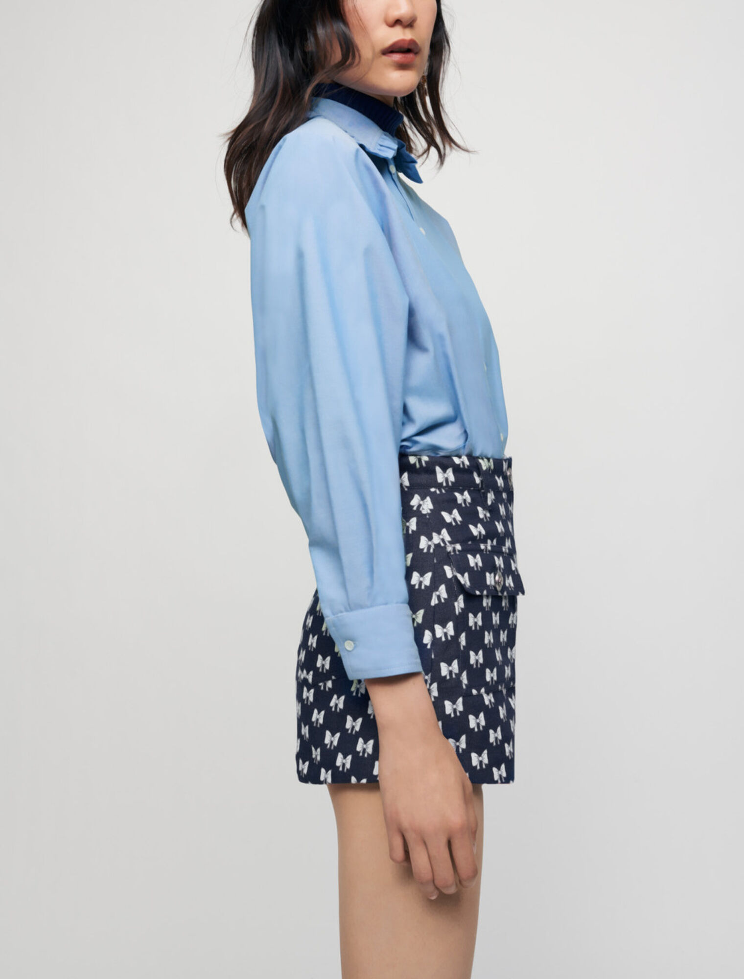 Pantaloncini con nodo jacquard