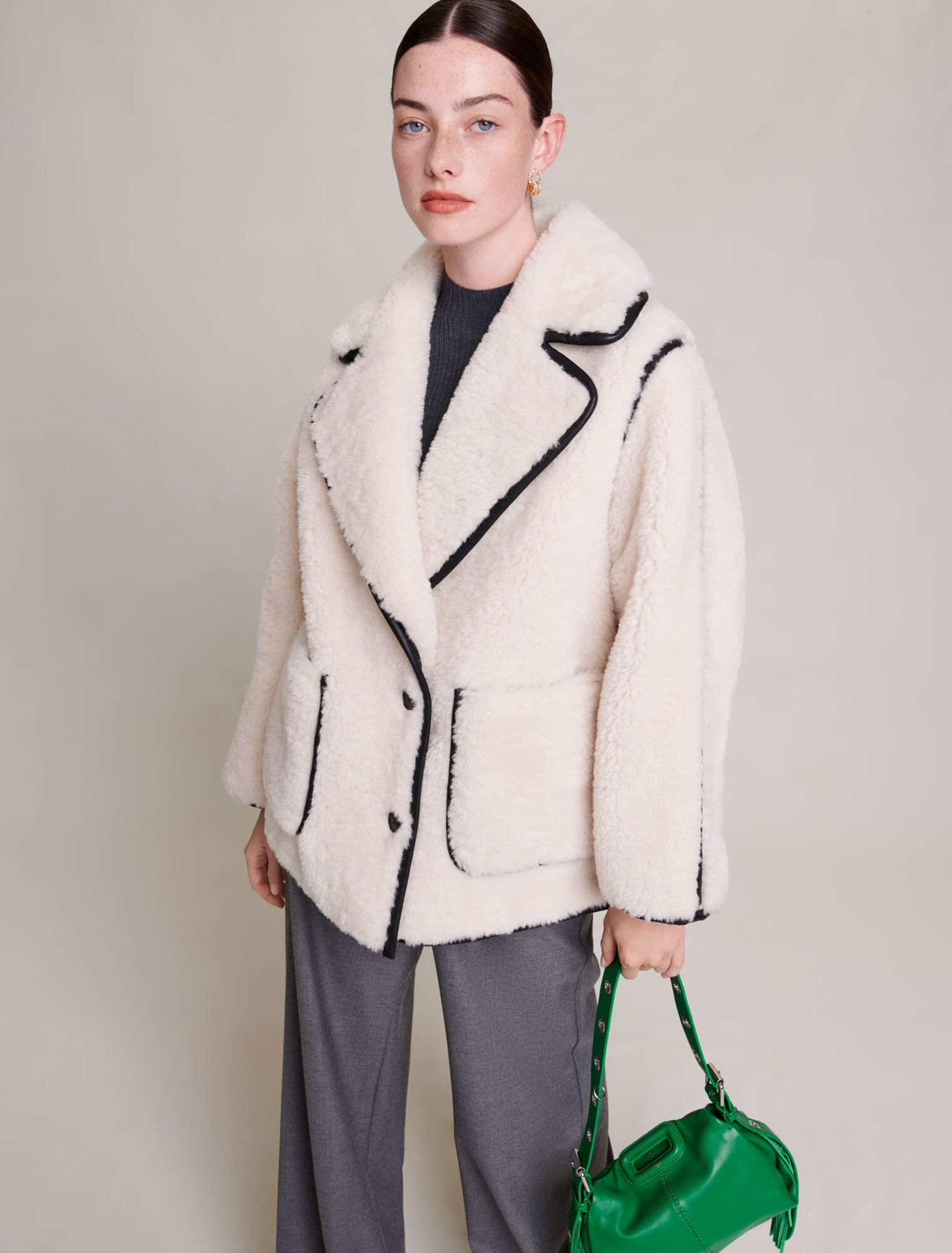 Cappotto corto in ecopelliccia