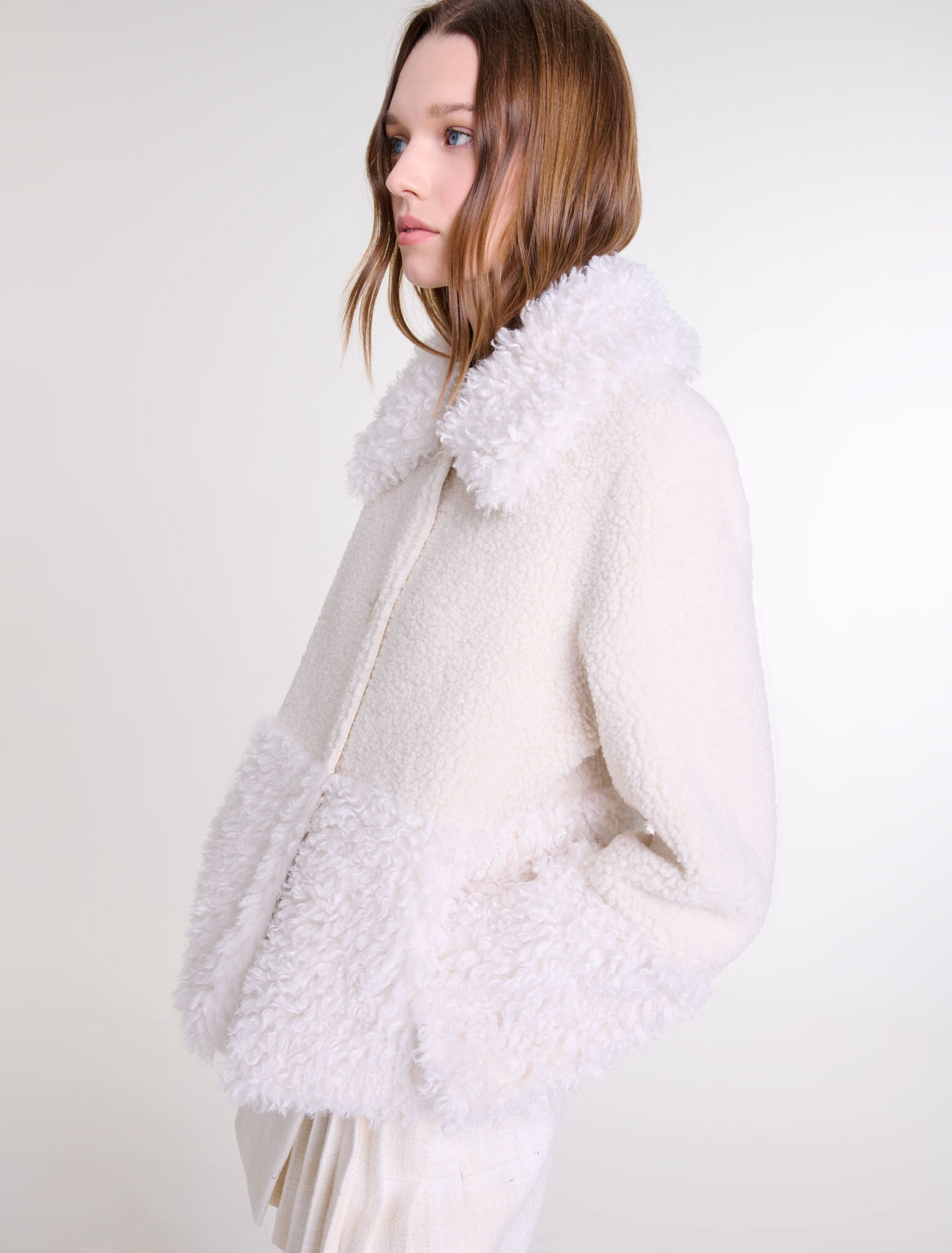Cappotto corto in ecopelliccia