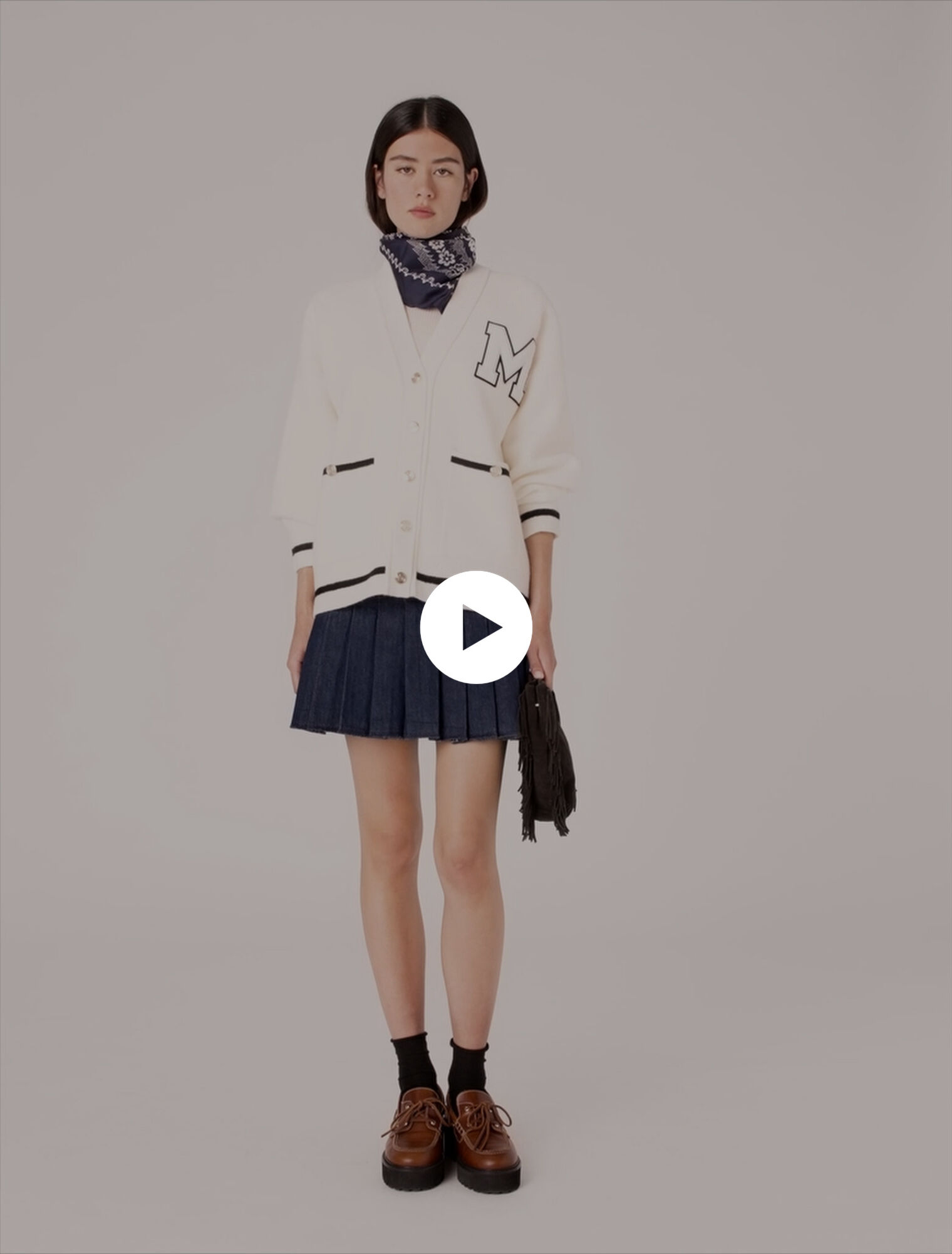 Cardigan lungo con ricamo