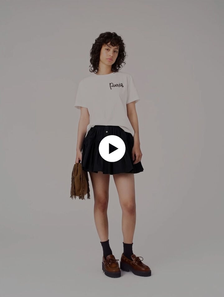 T-shirt con logo Paris ricamato