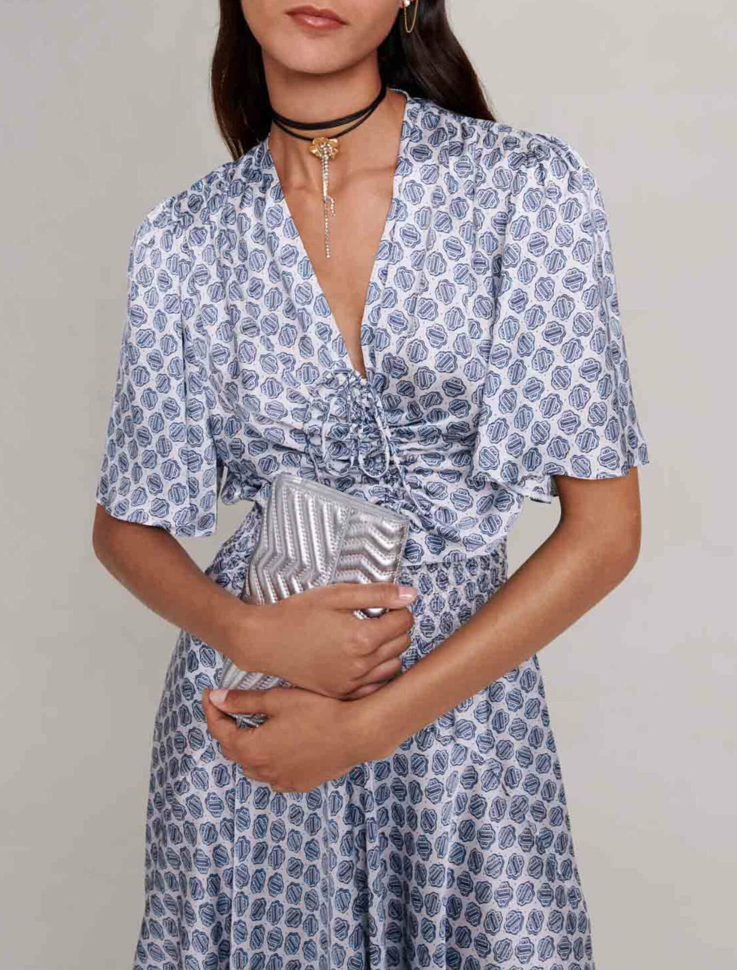 Abito lungo asimmetrico satinato