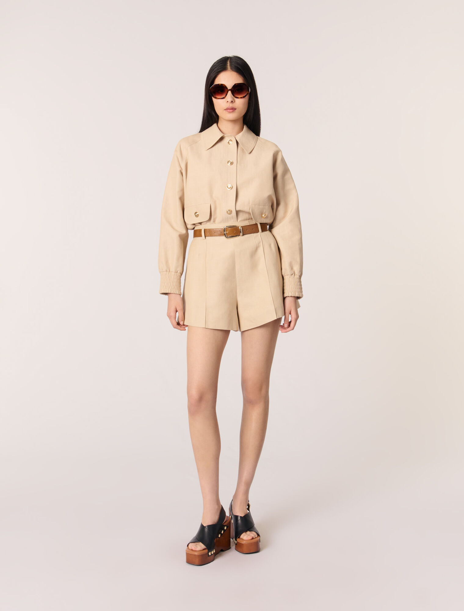 Shorts con pince in lino e cotone