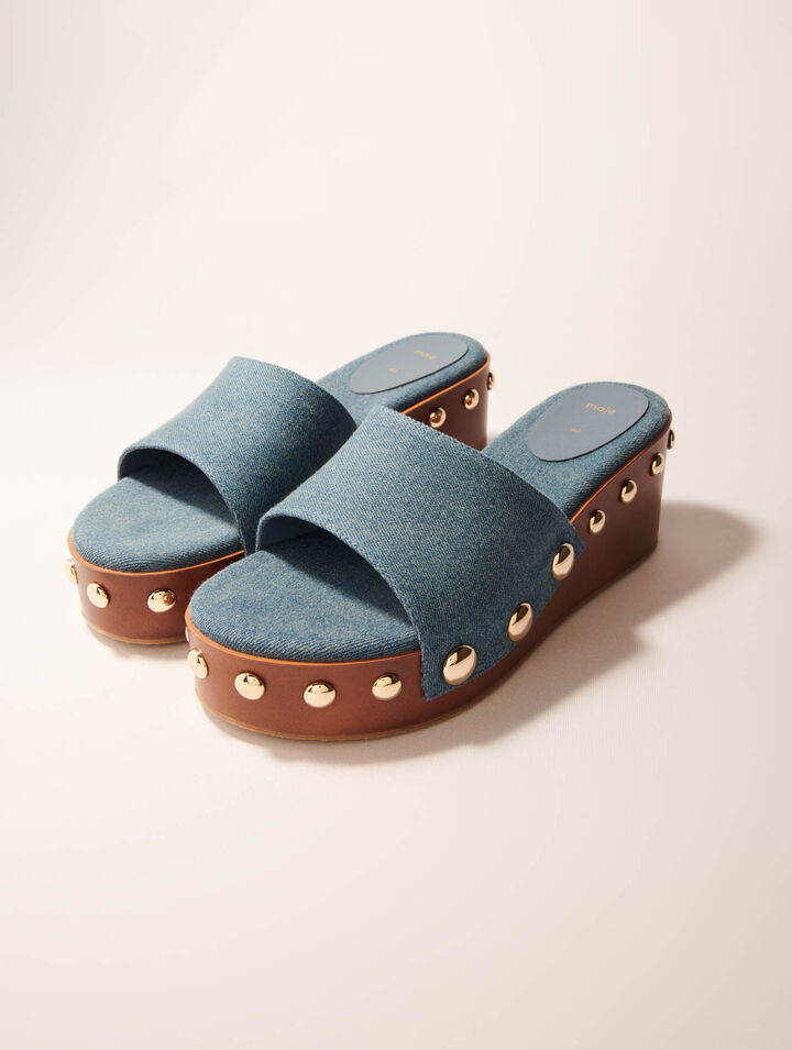 Mules con zeppa in denim e borchie