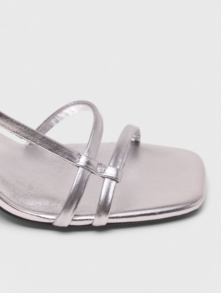 Sandali con listini metallici tacco