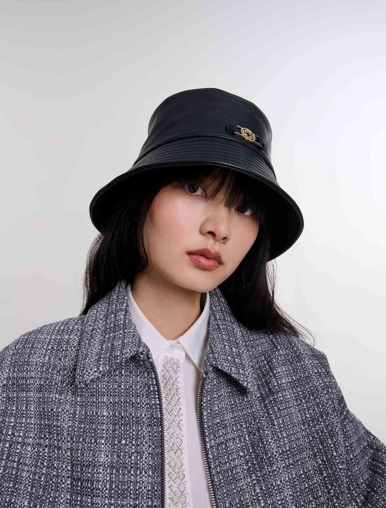 Cappello alla pescatora in pelle
