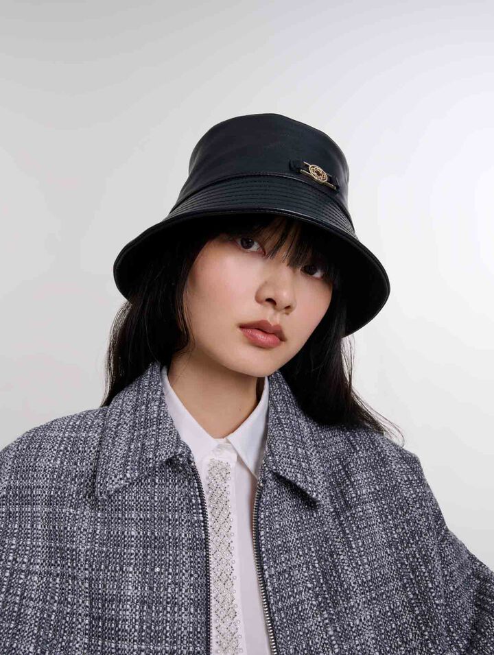 Cappello alla pescatora in pelle
