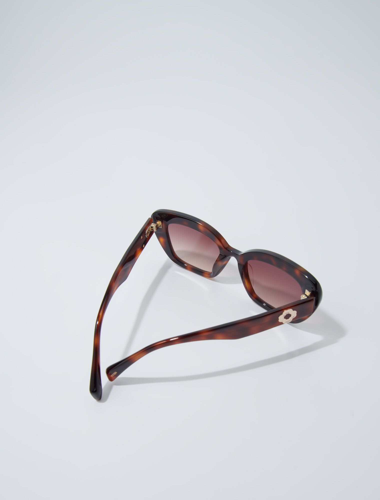Occhiali tipo cat eye in acetato