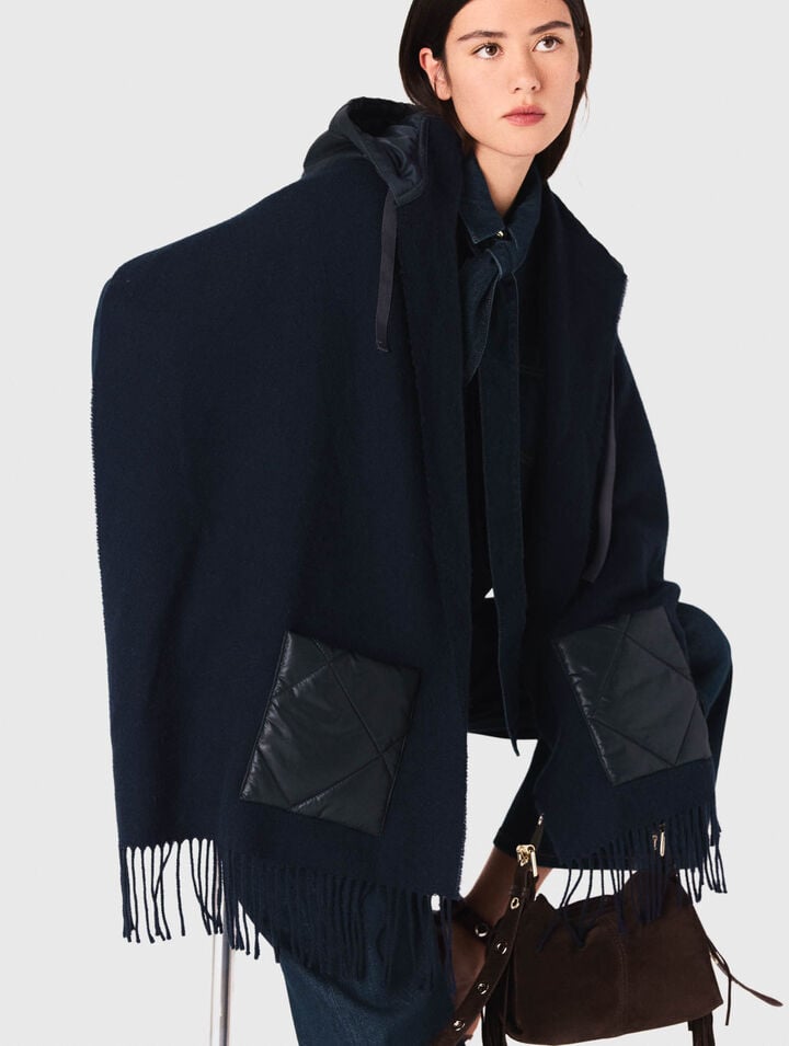 Poncho in lana con cappuccio