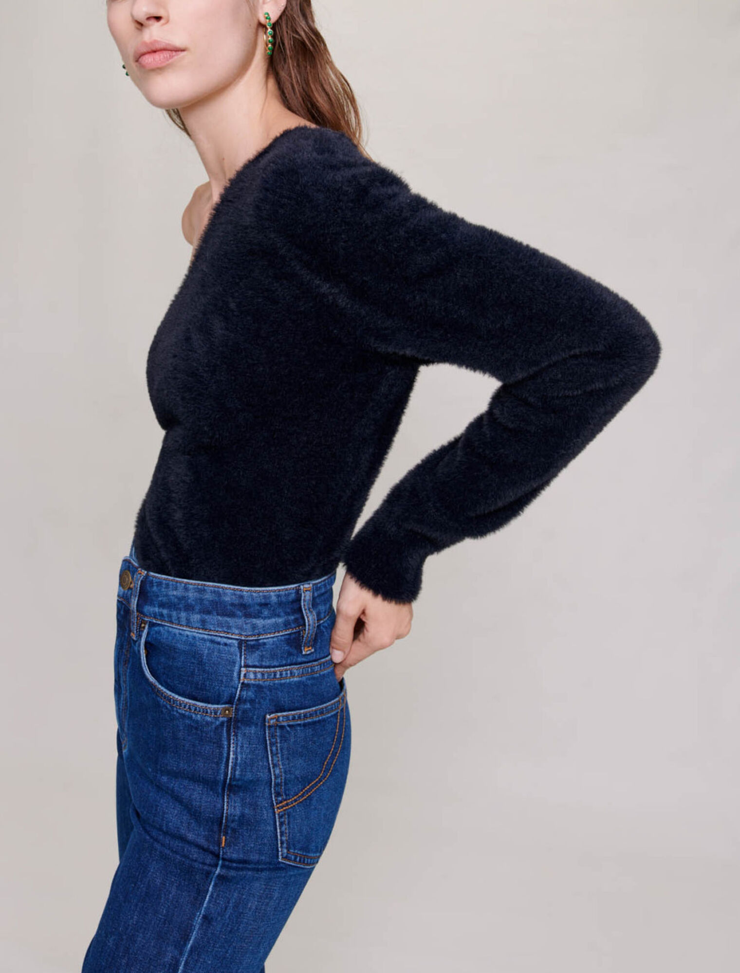Maglione asimmetrico