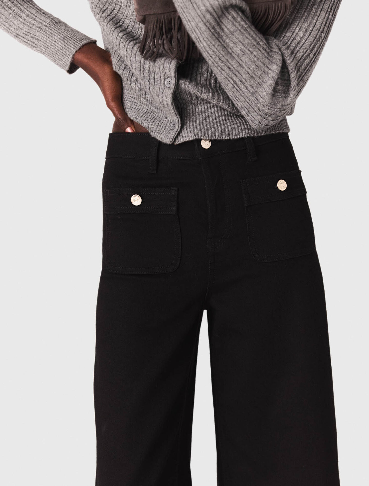 Jeans dritti con tasche applicate