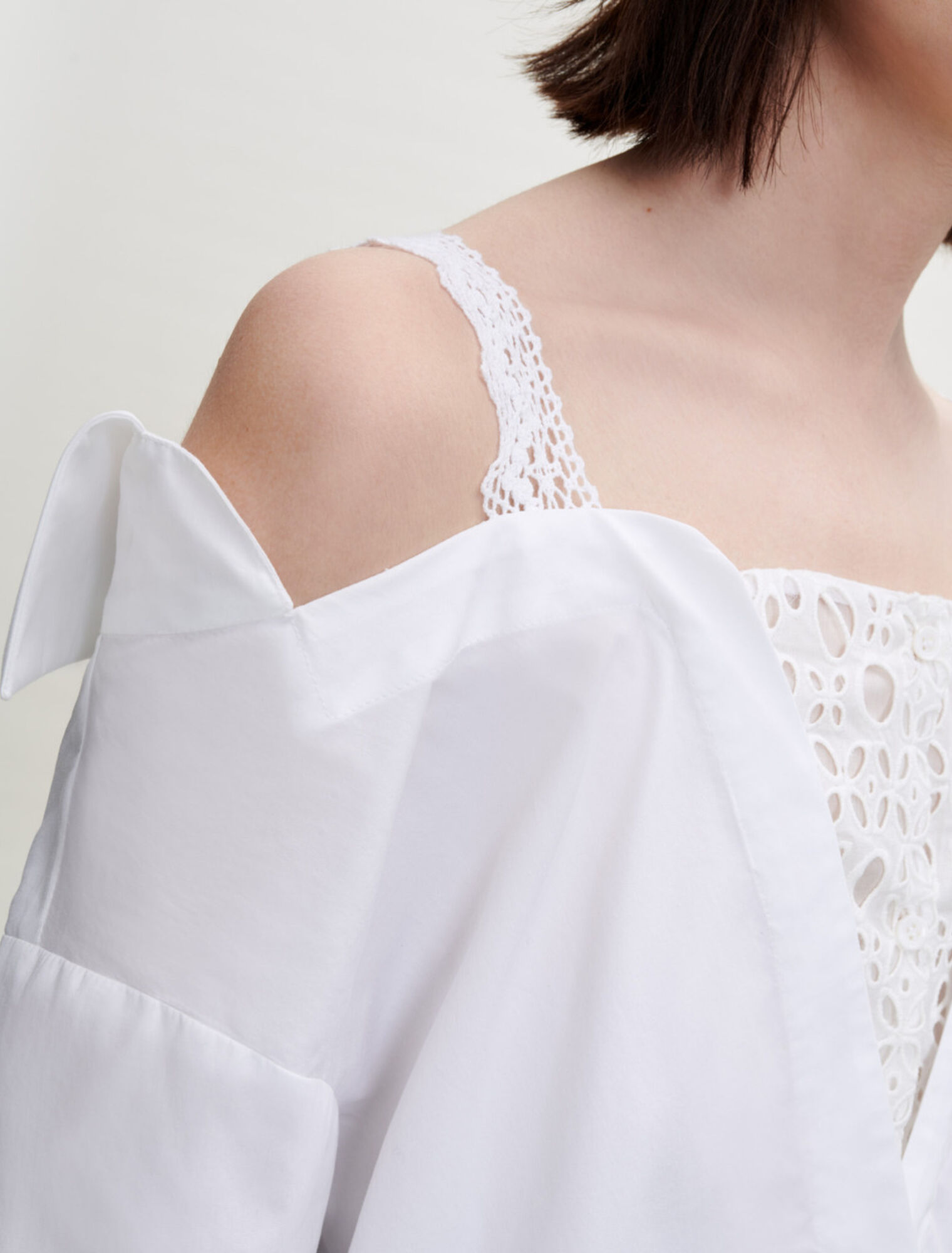 Camicia in pizzo trompe l'oeil