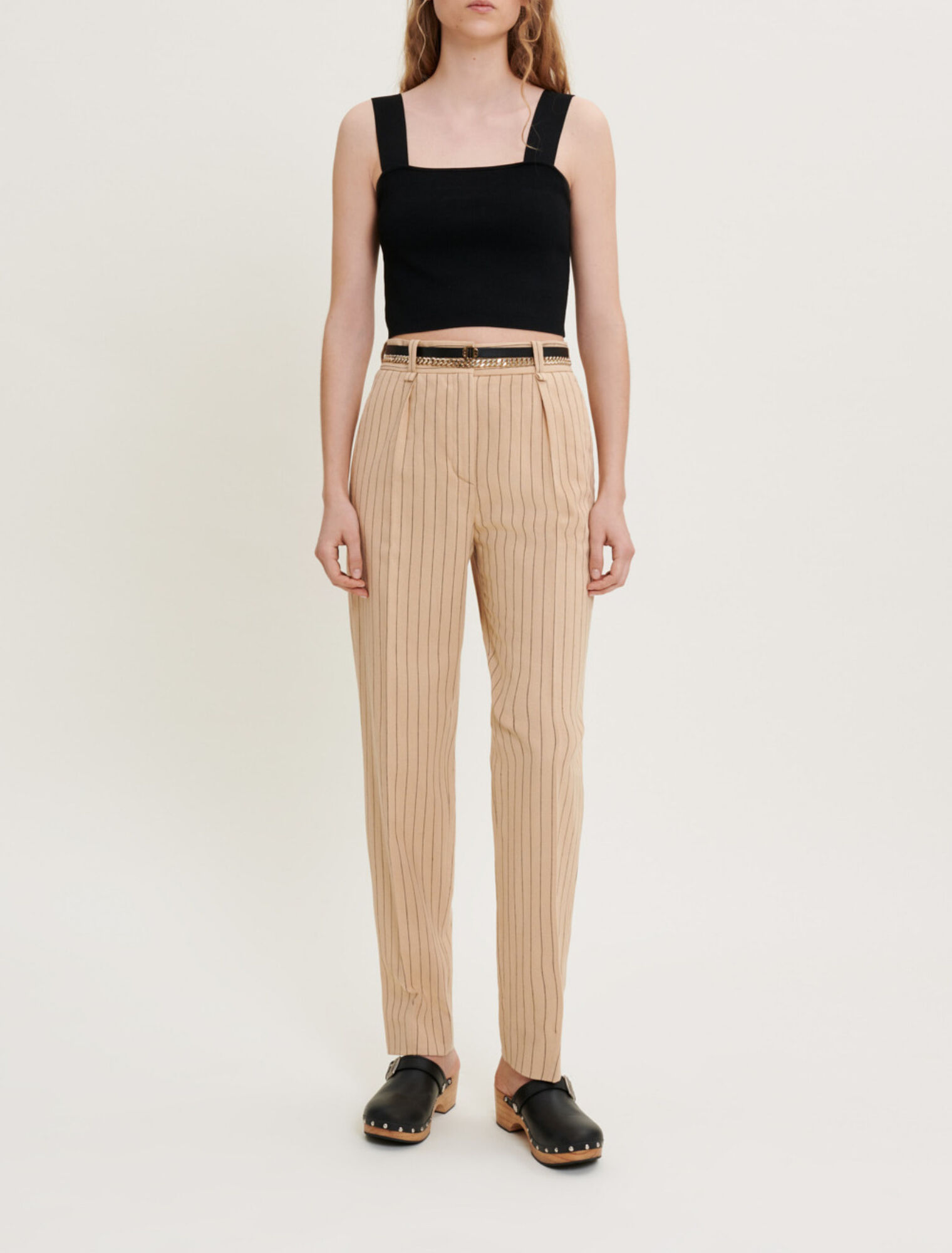 Pantaloni aderenti a righe