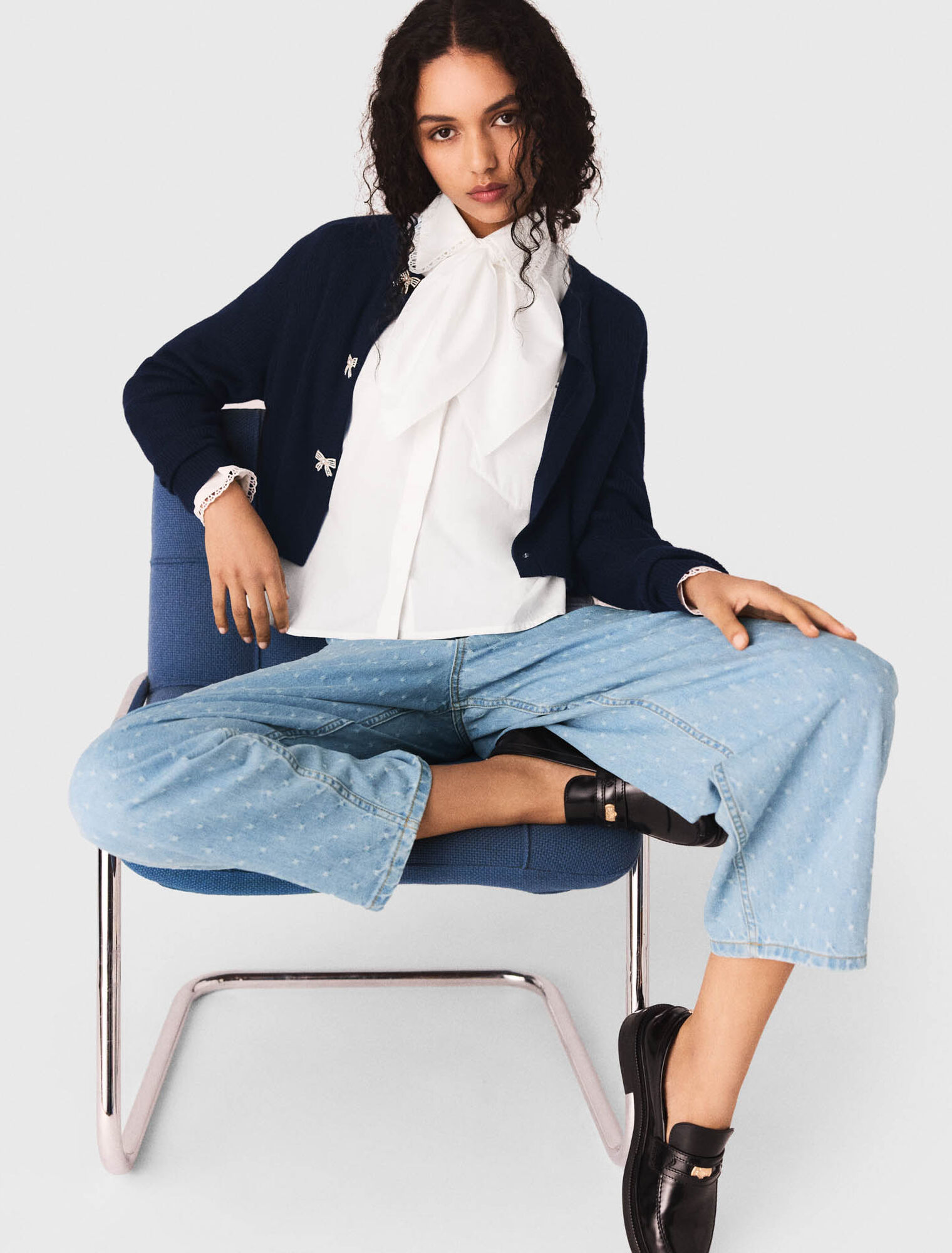 Cardigan bottoni fiocco gioiello