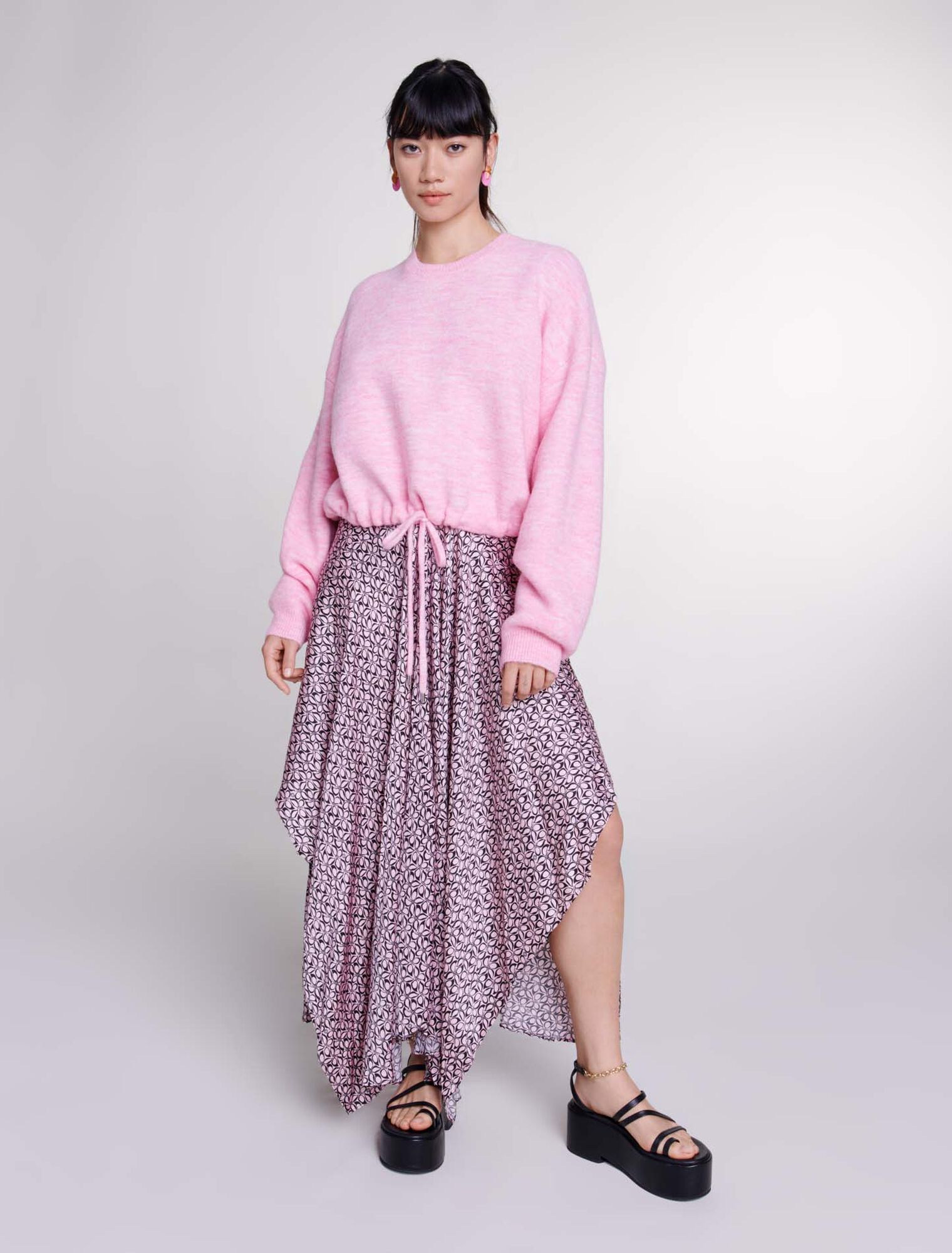 Pull corto in maglia allacciato