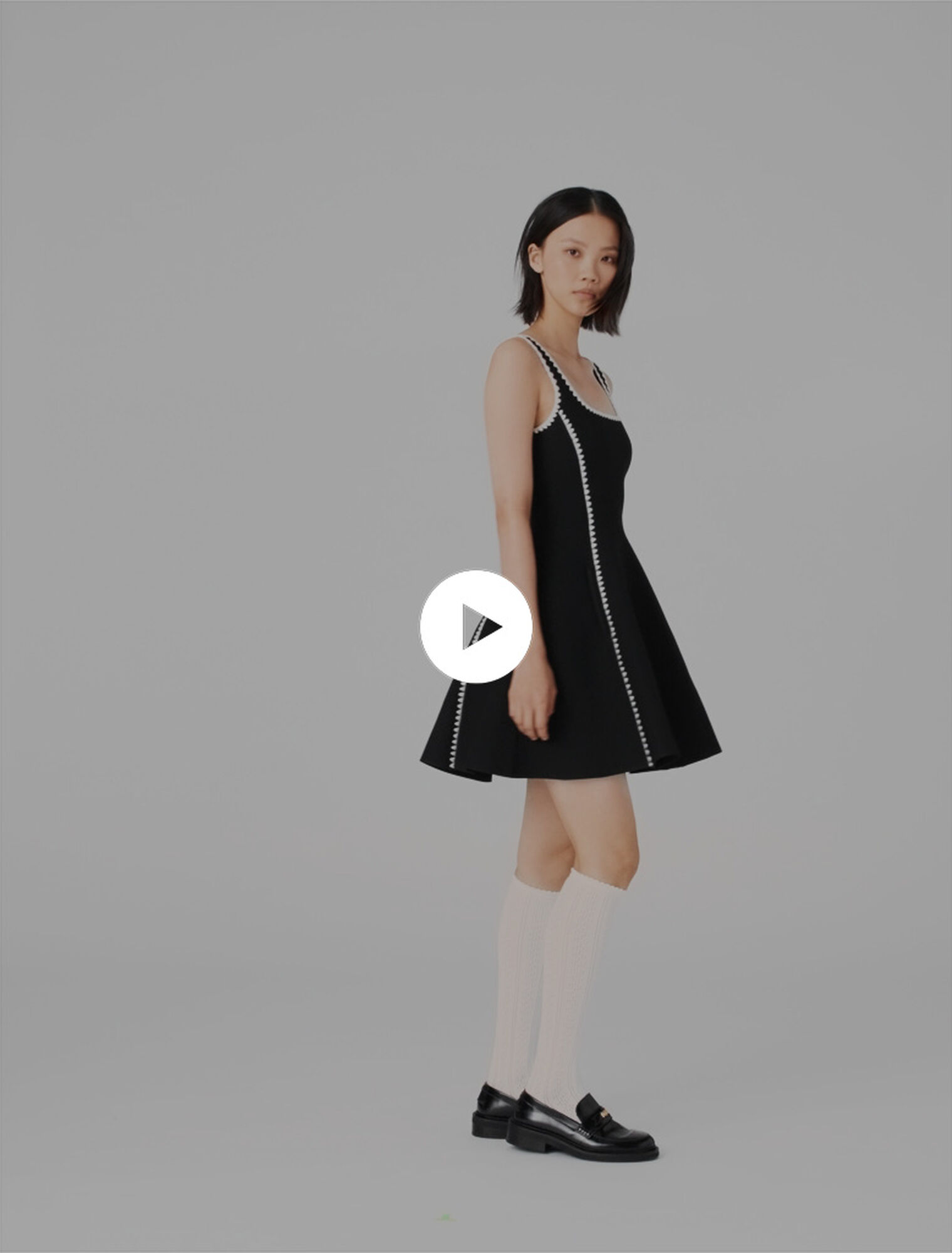 Abito corto con impunture