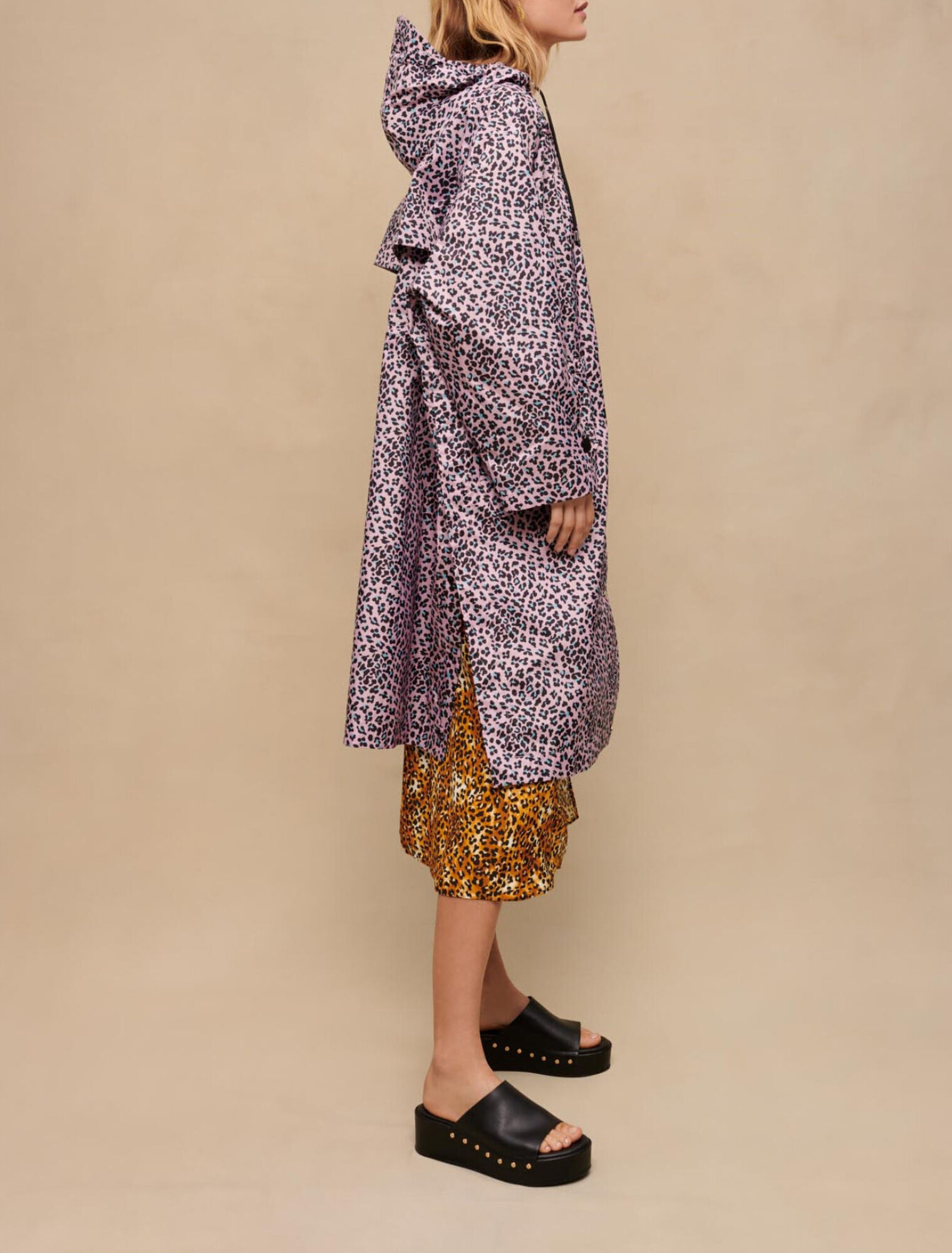 Cappotto impermeabile stampa leopardata