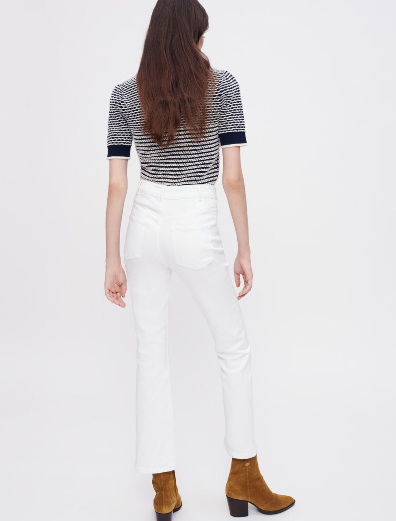 Jeans svasati con tasche