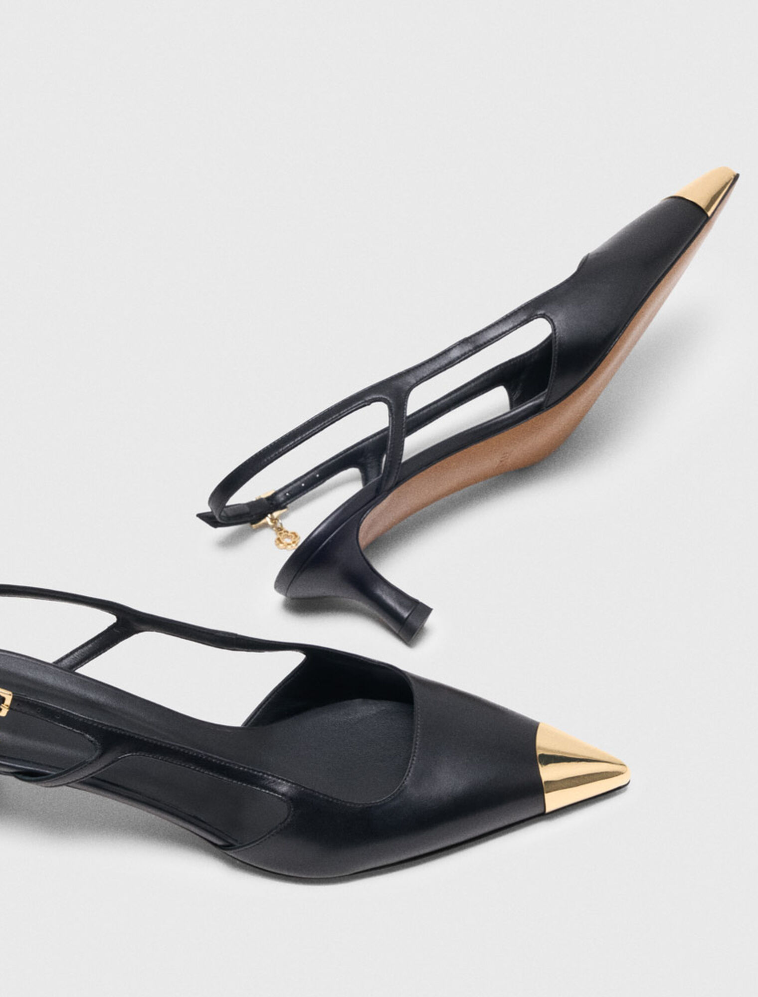 Décolleté slingback in pelle liscia
