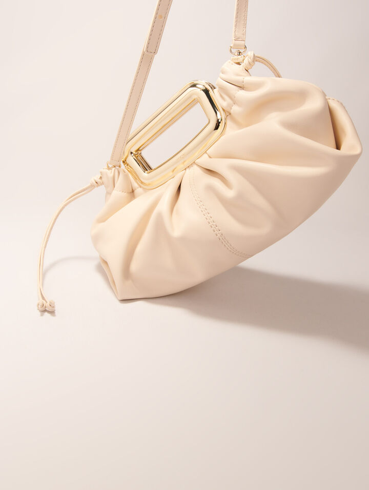 Clutch in pelle manico in metallo