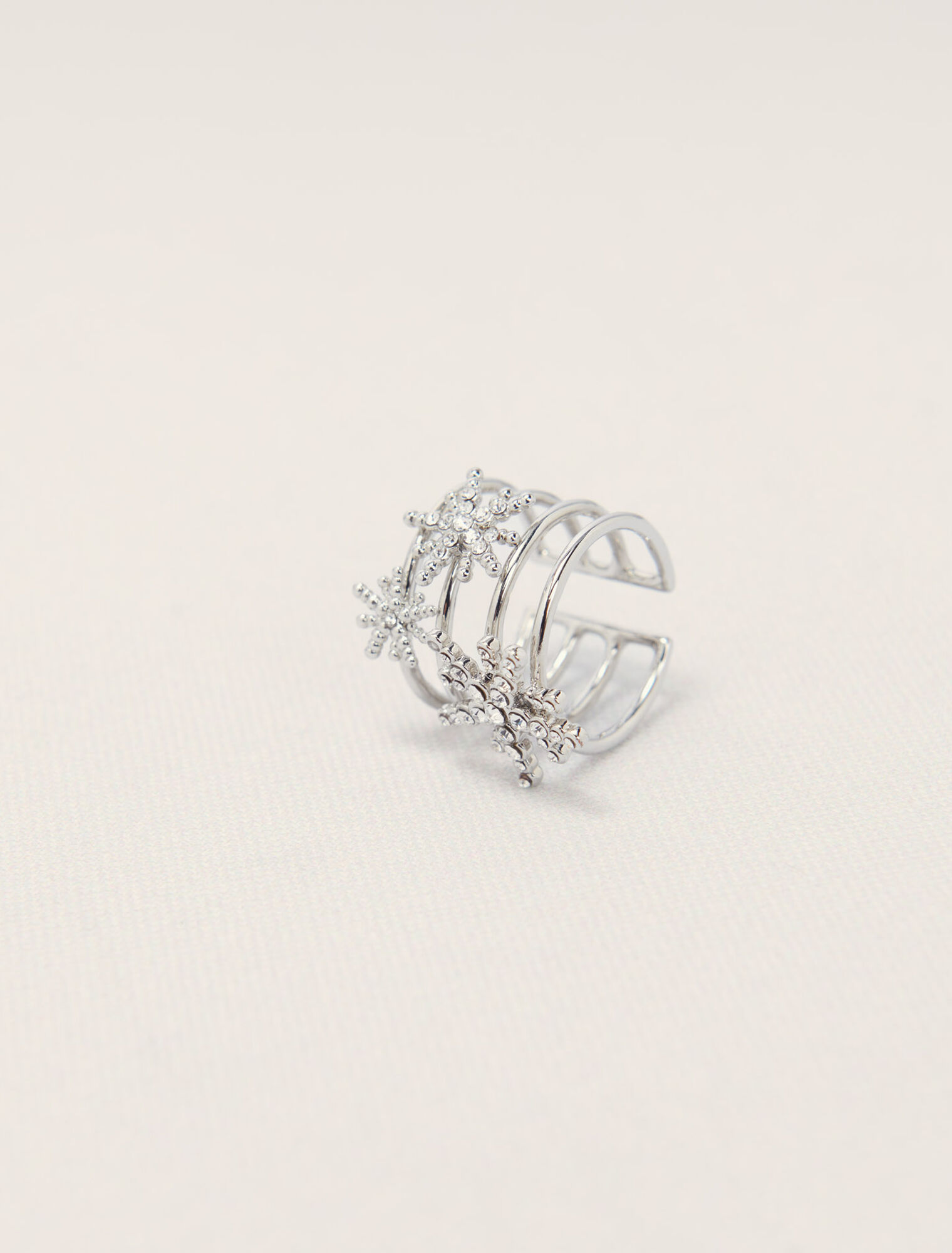 Anello a cerchi con stelle strass