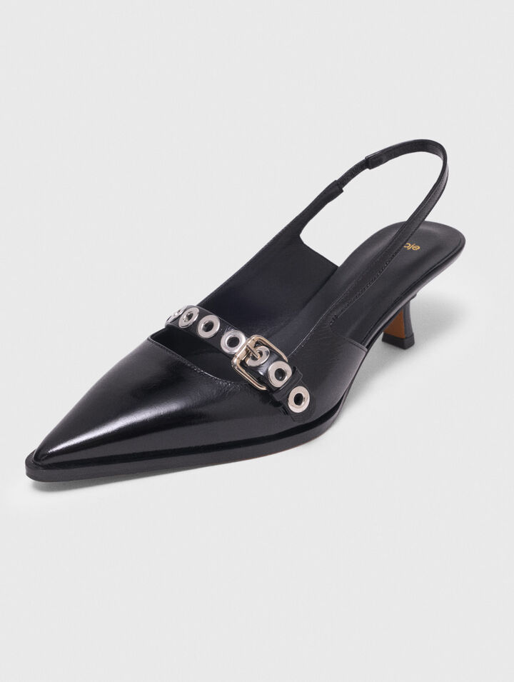 Décolleté pelle cinturino occhielli