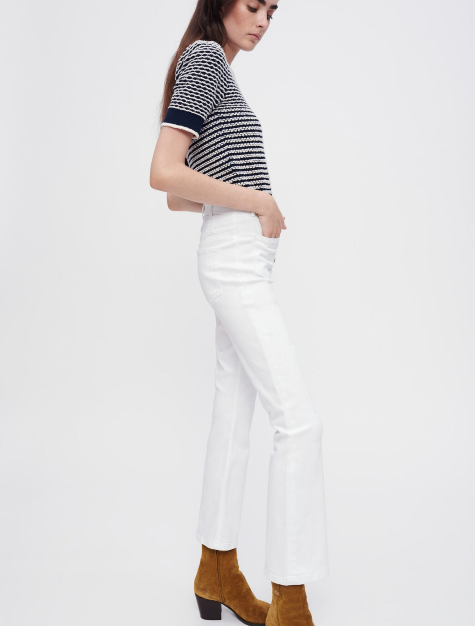 Jeans svasati con tasche