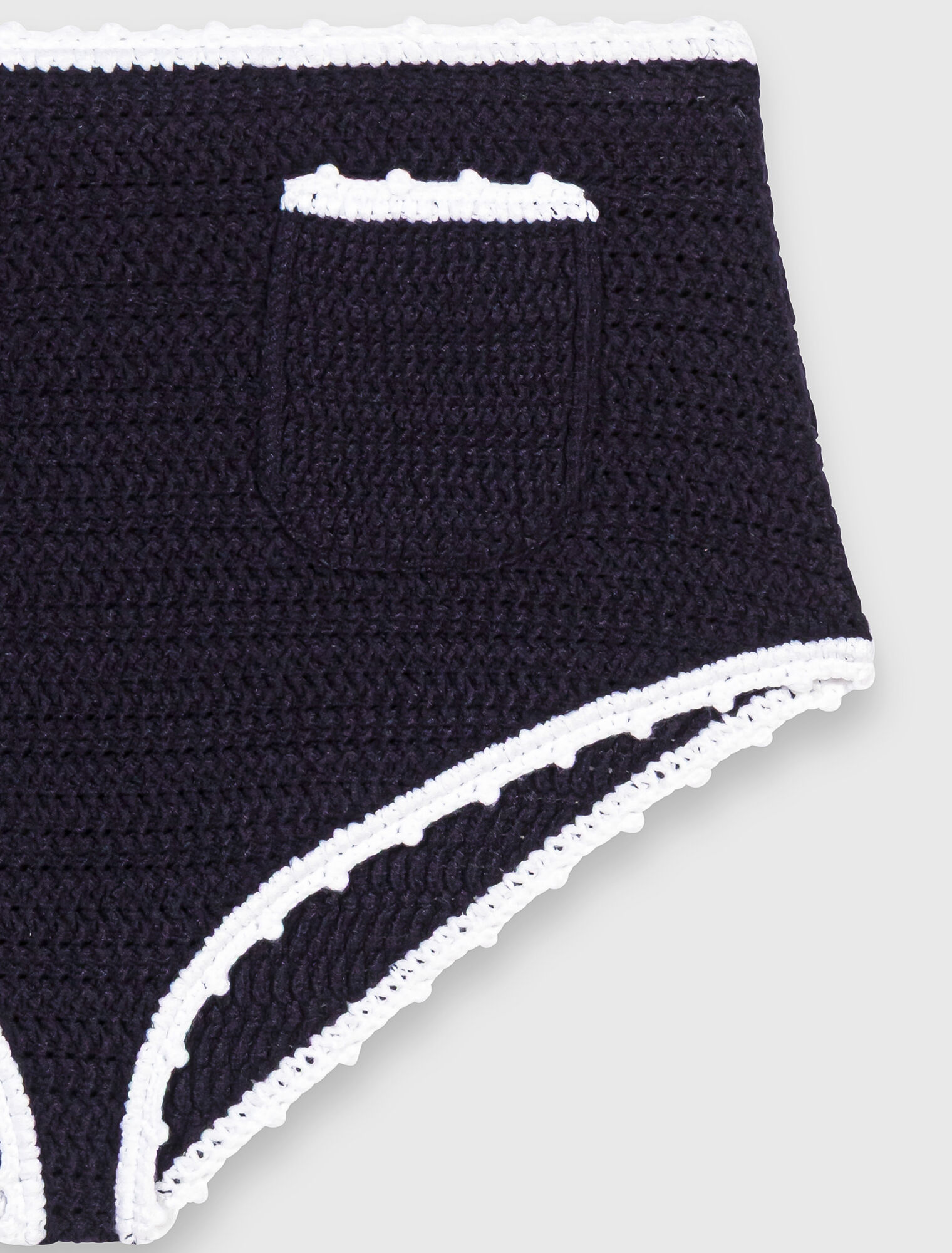 Culotte in maglia con crochet