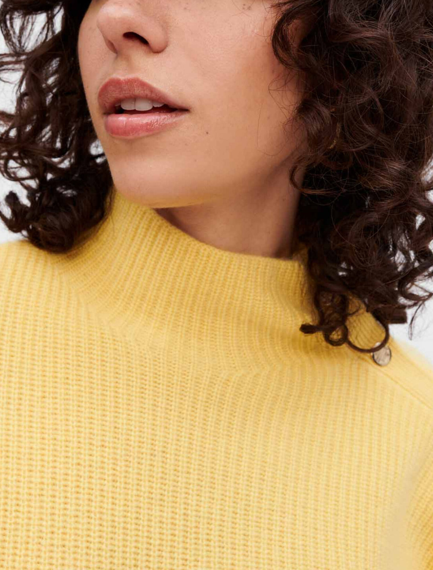 Maglia in cachemire con bottoni