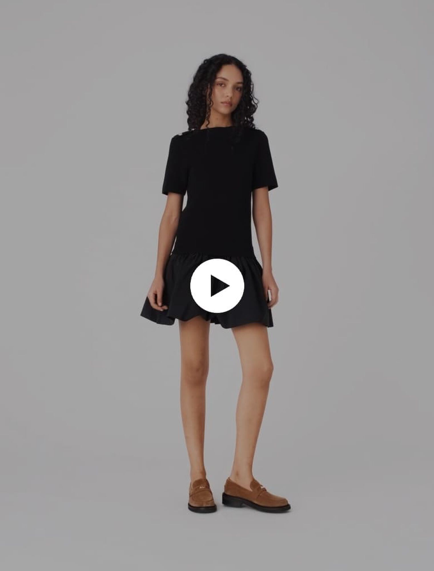 Abito corto in maglia e taffet&agrave;