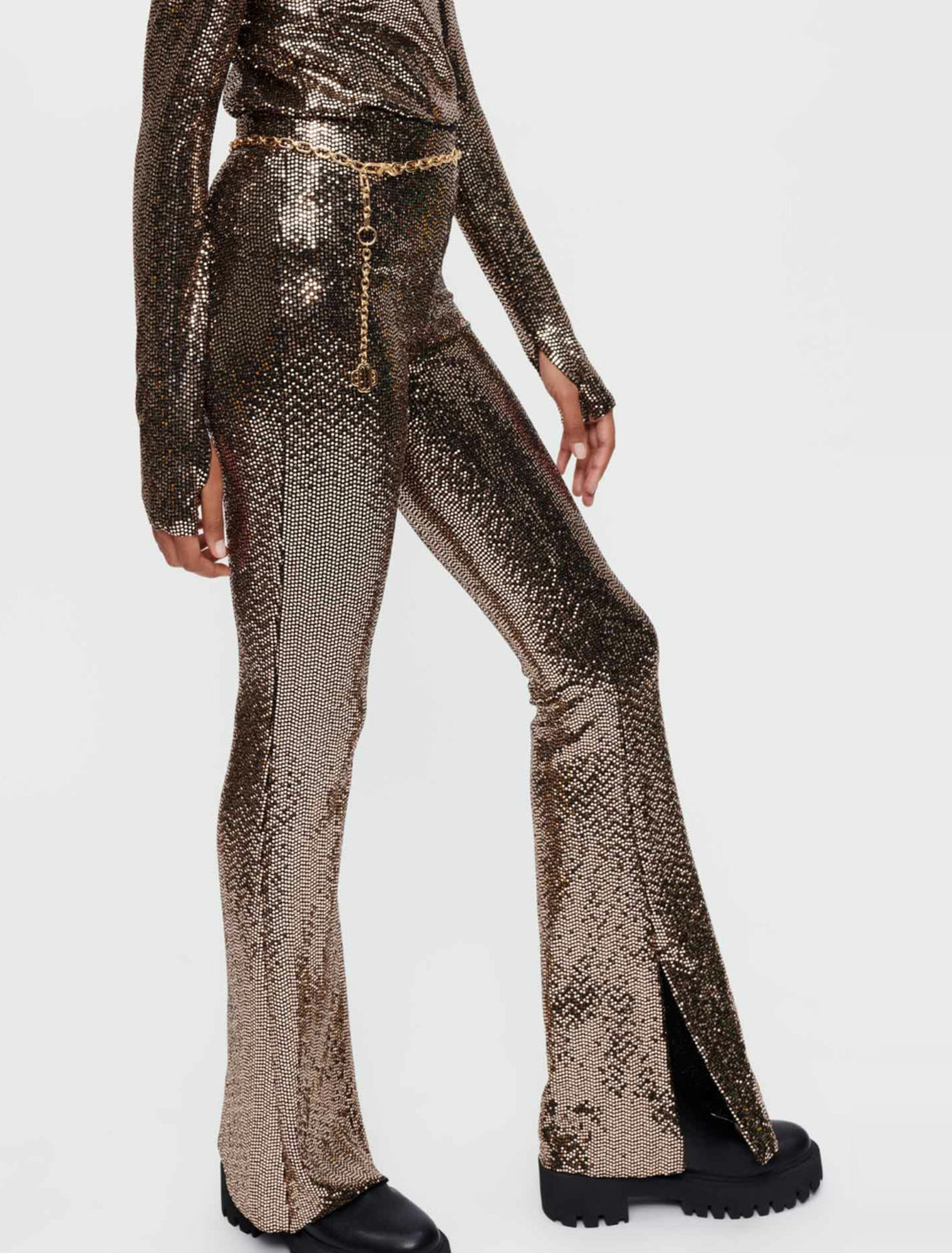 Pantaloni stretch e flare in paillettes