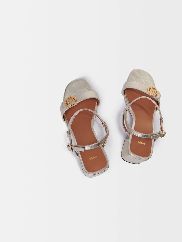 Sandali in pelle metallizzata