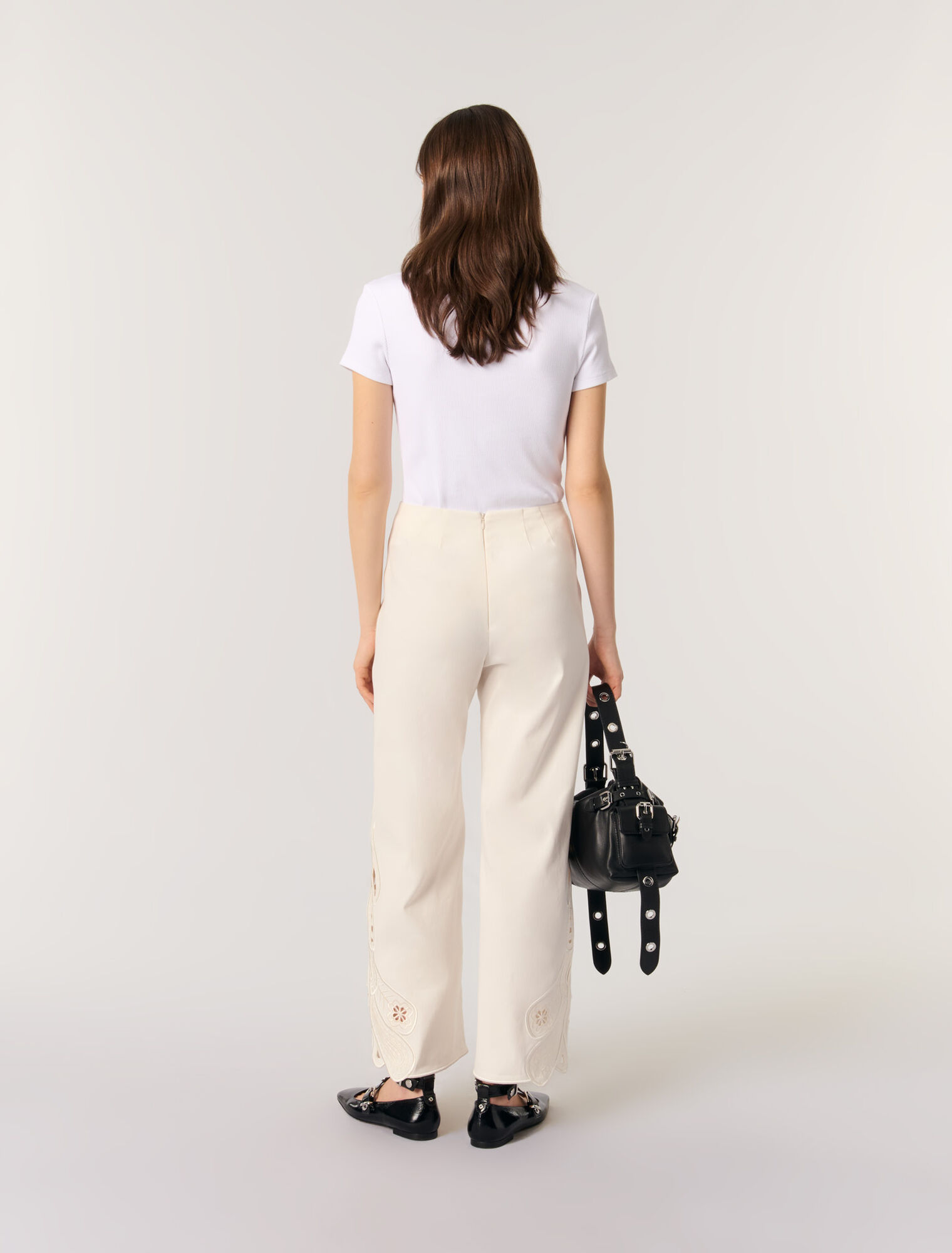 Pantaloni ricamati