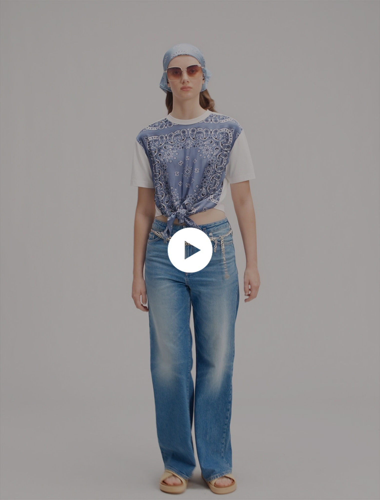 T-shirt annodata con stampa