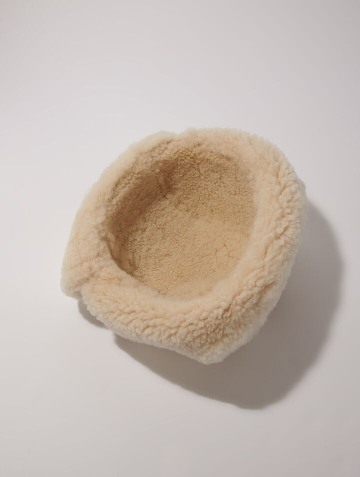 Cappello in eco pelliccia