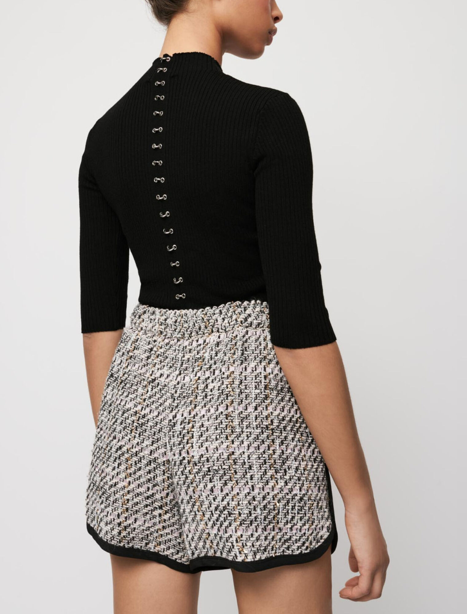 Pantaloncini in tweed a contrasto