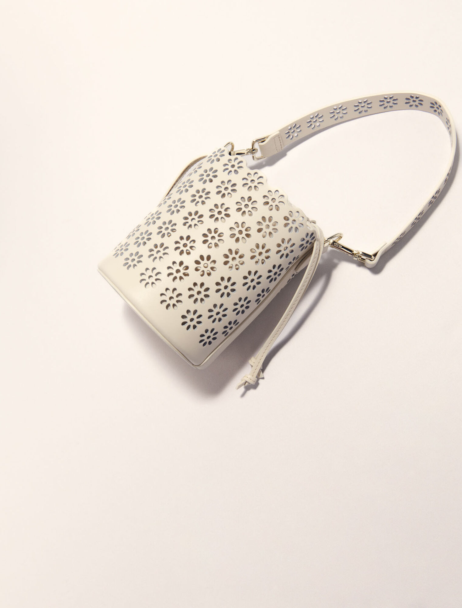Borsa a secchiello pelle traforata