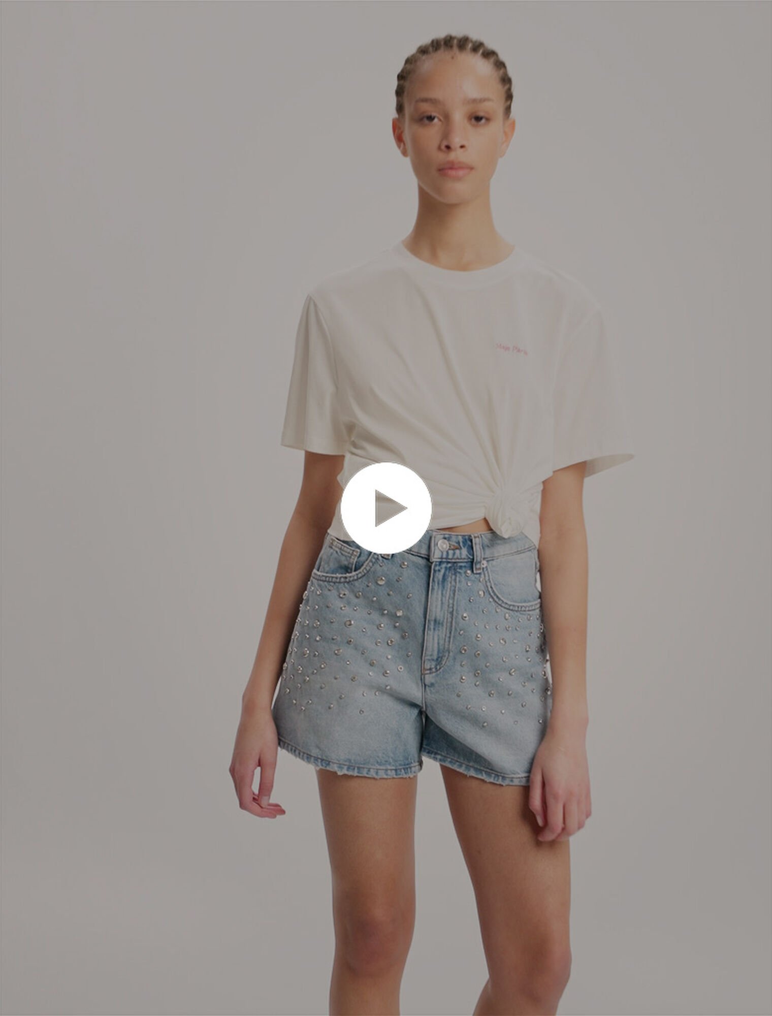 Shorts in denim con borchie