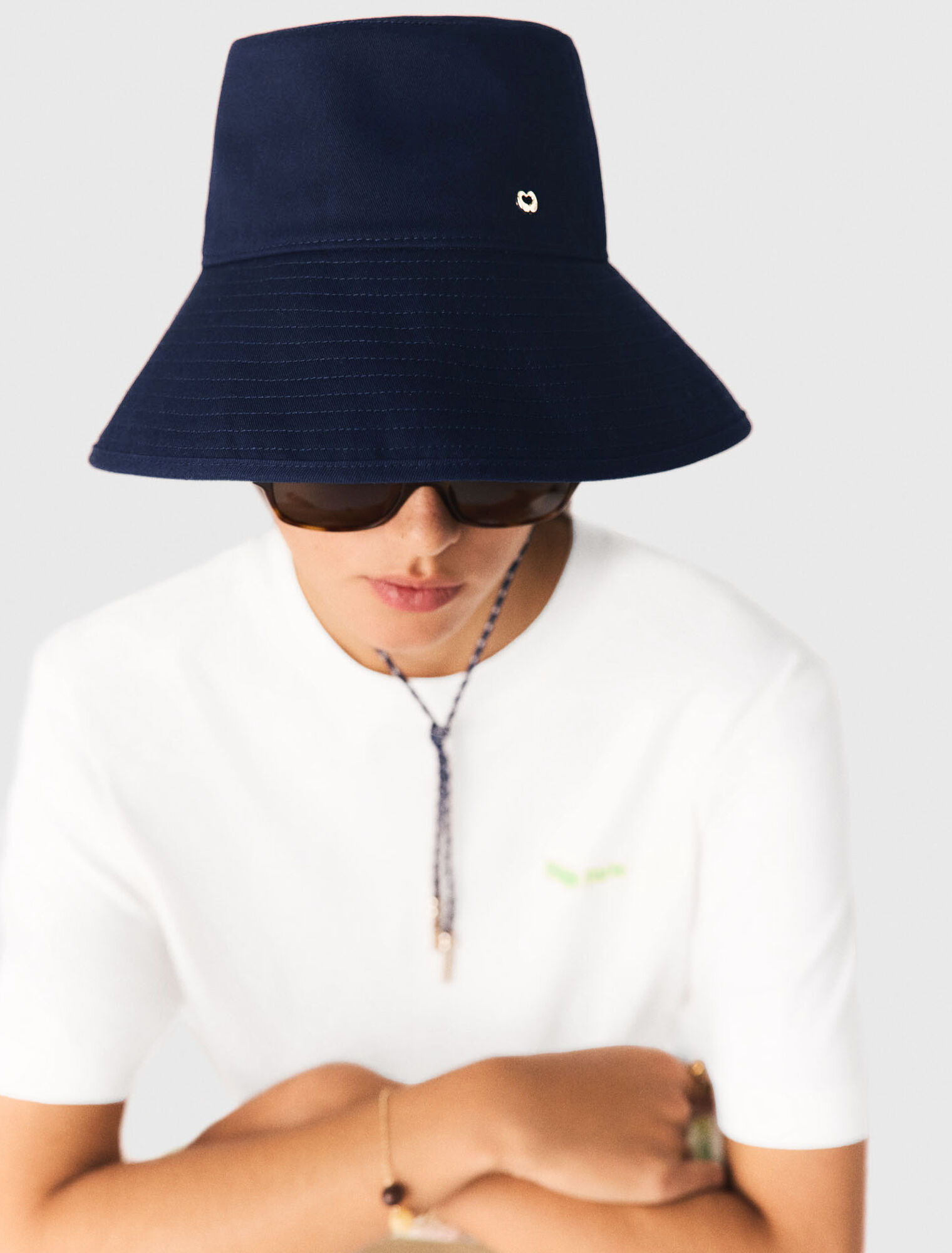 Cappello a tesa larga in cotone